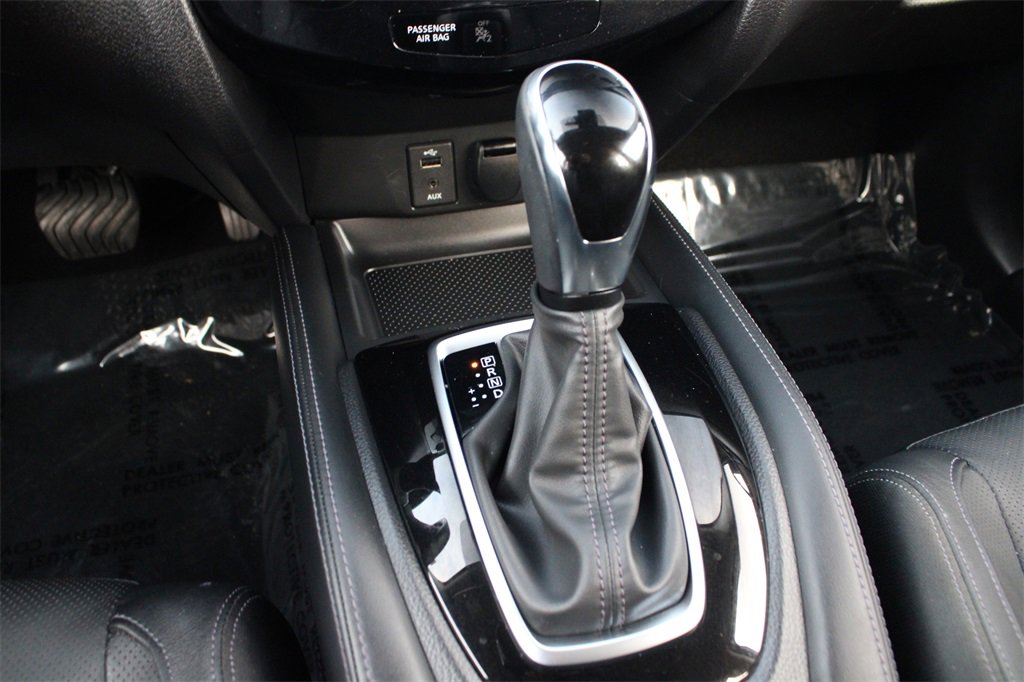 Used 2018 Nissan Rogue Sport SL w/ SL Premium Package image 22