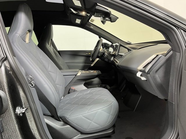 New 2026 BMW iX xDrive60 w/ Executive Package image 22