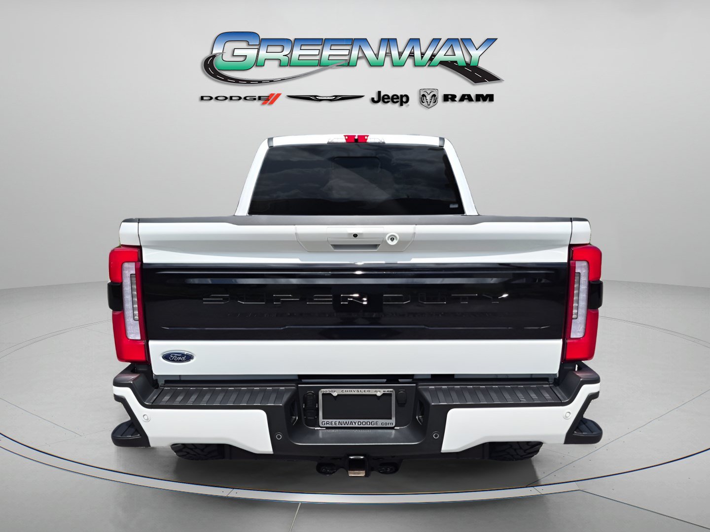Used 2026 Ford F250 Platinum AWD/4WD image 2