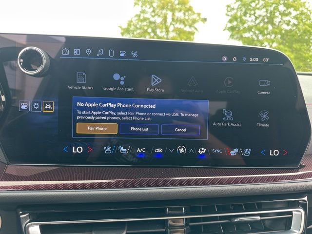 Used 2024 Chevrolet Traverse RS image 42