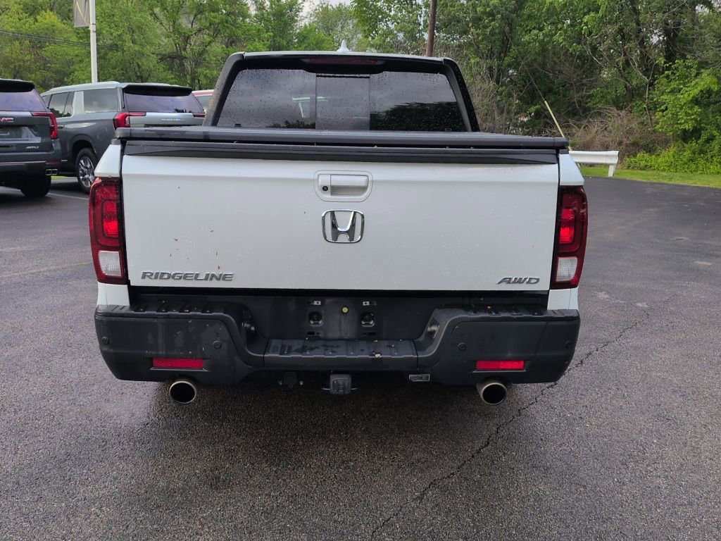 Used 2021 Honda Ridgeline Black Edition image 10