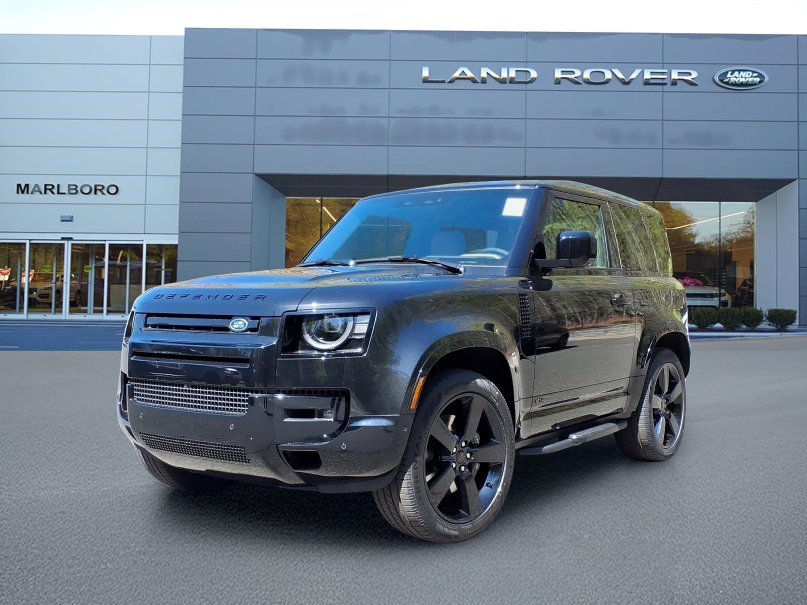 New 2026 Land Rover Defender 90 V8 AWD/4WD image 1