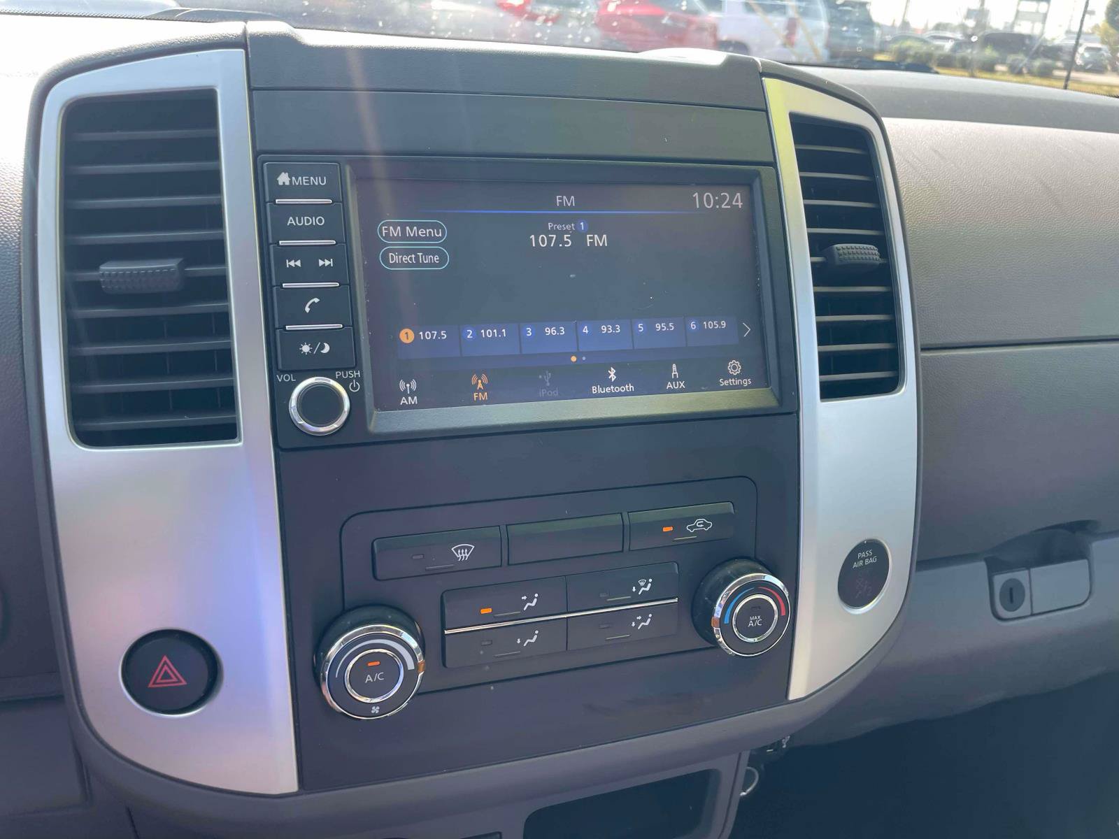 Used 2019 Nissan Frontier SV RWD image 18