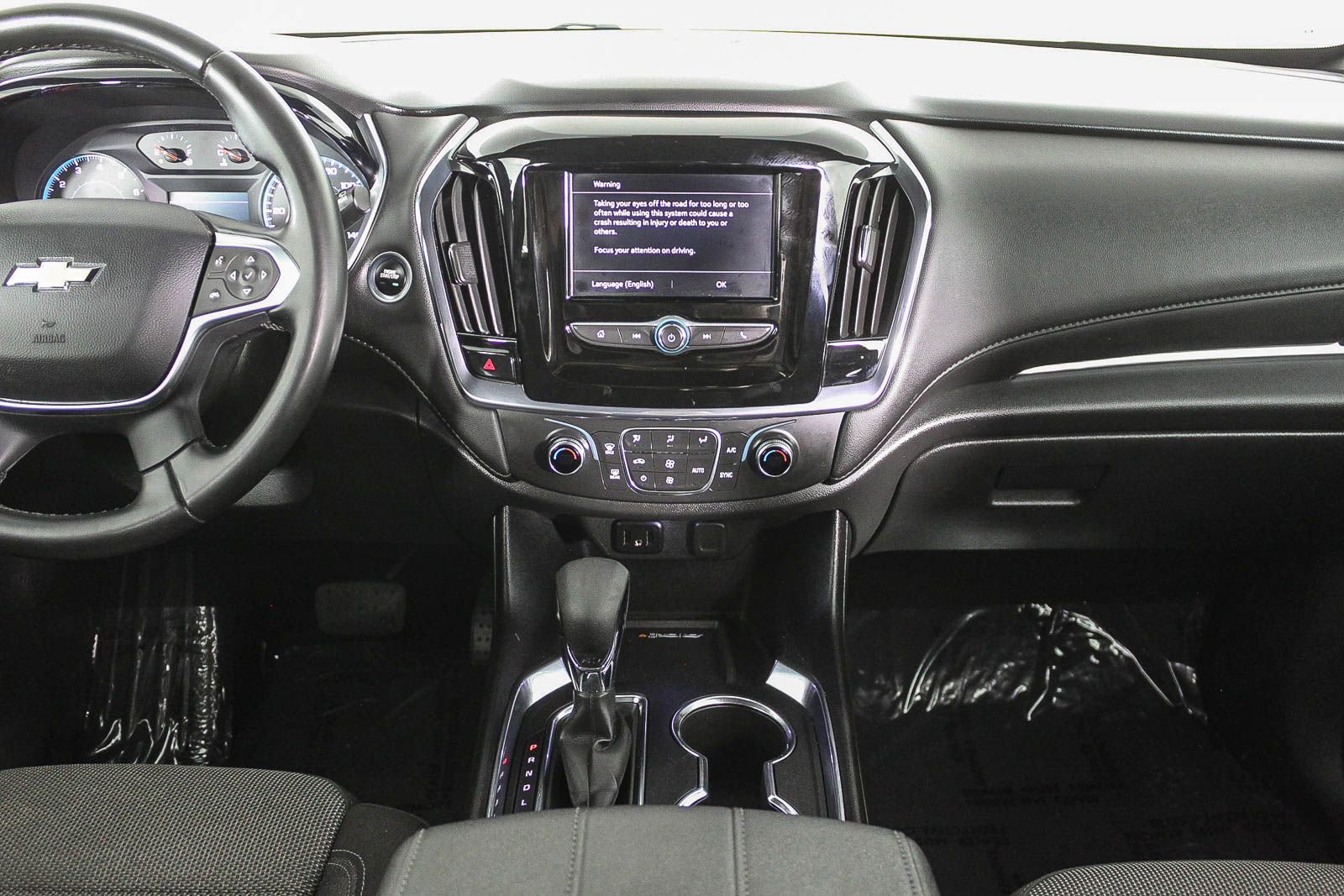 Used 2023 Chevrolet Traverse LT image 14