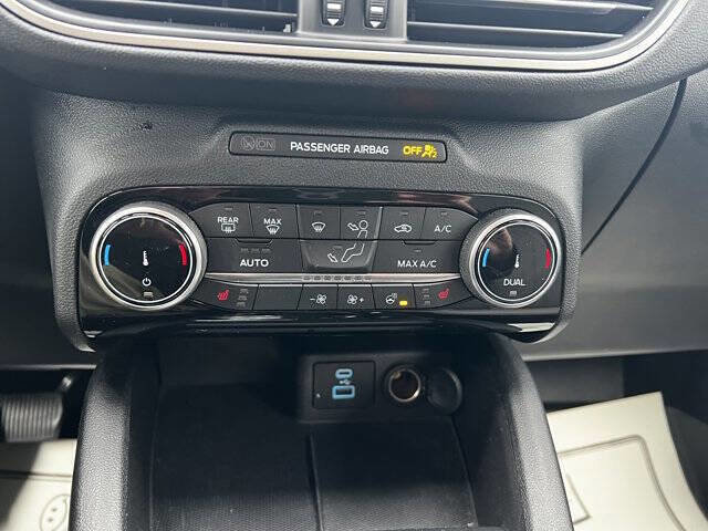 Used 2022 Ford Escape SE w/ Convenience Package AWD/4WD image 15