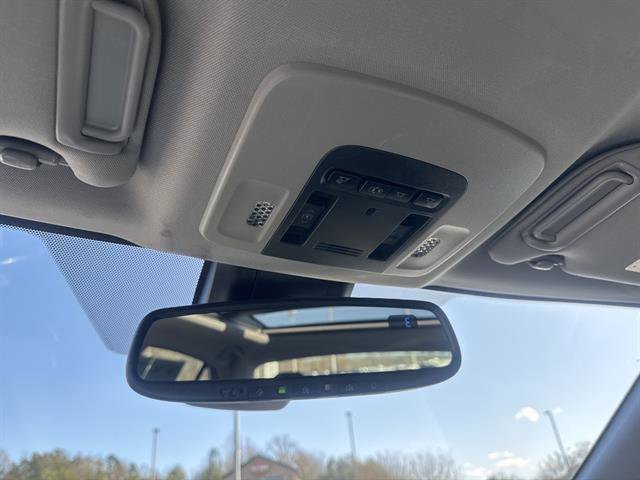 Used 2018 Toyota Camry XSE image 13