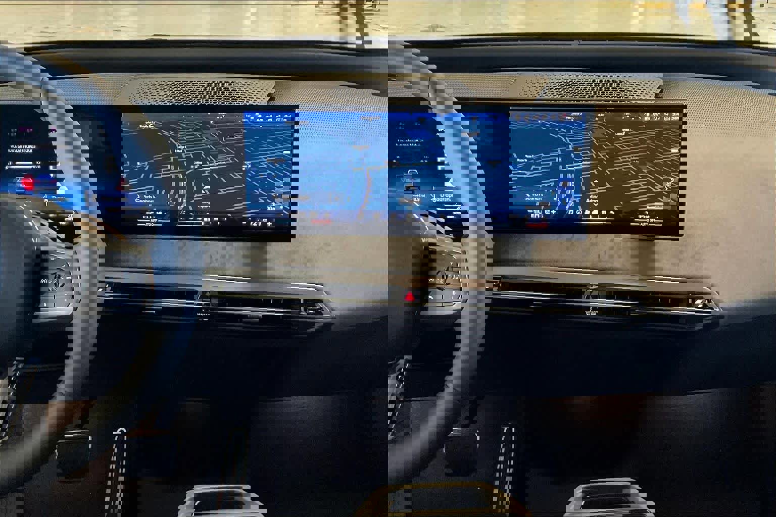 New 2026 BMW iX xDrive60 w/ M Sport Package image 6