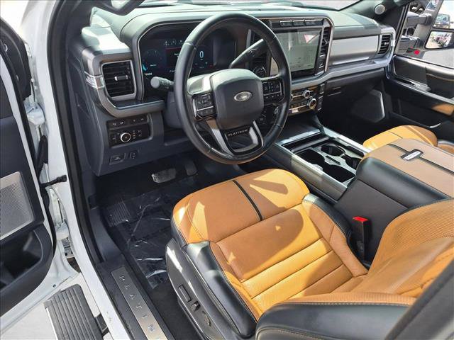 Used 2024 Ford F250 Platinum AWD/4WD image 9