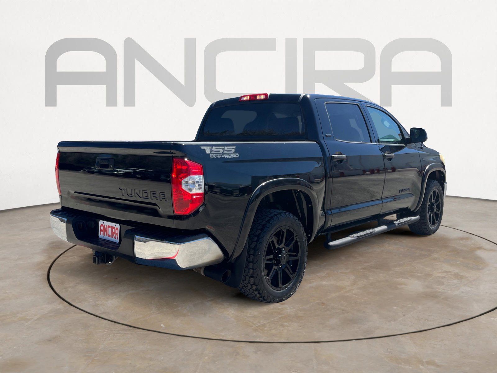 Used 2018 Toyota Tundra SR5 image 9