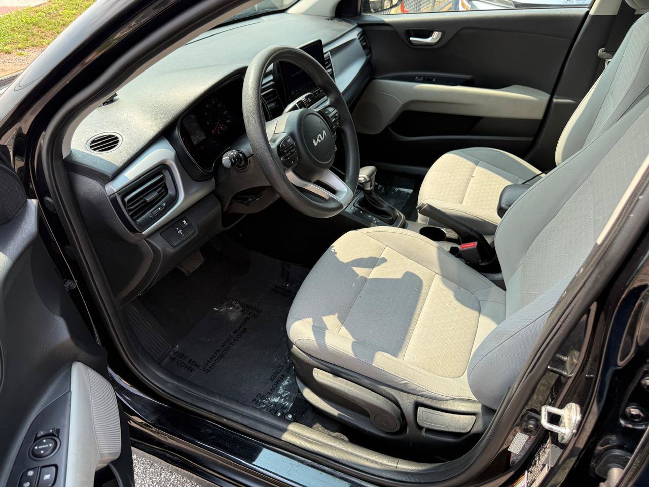 Used 2022 Kia Rio S FWD image 10