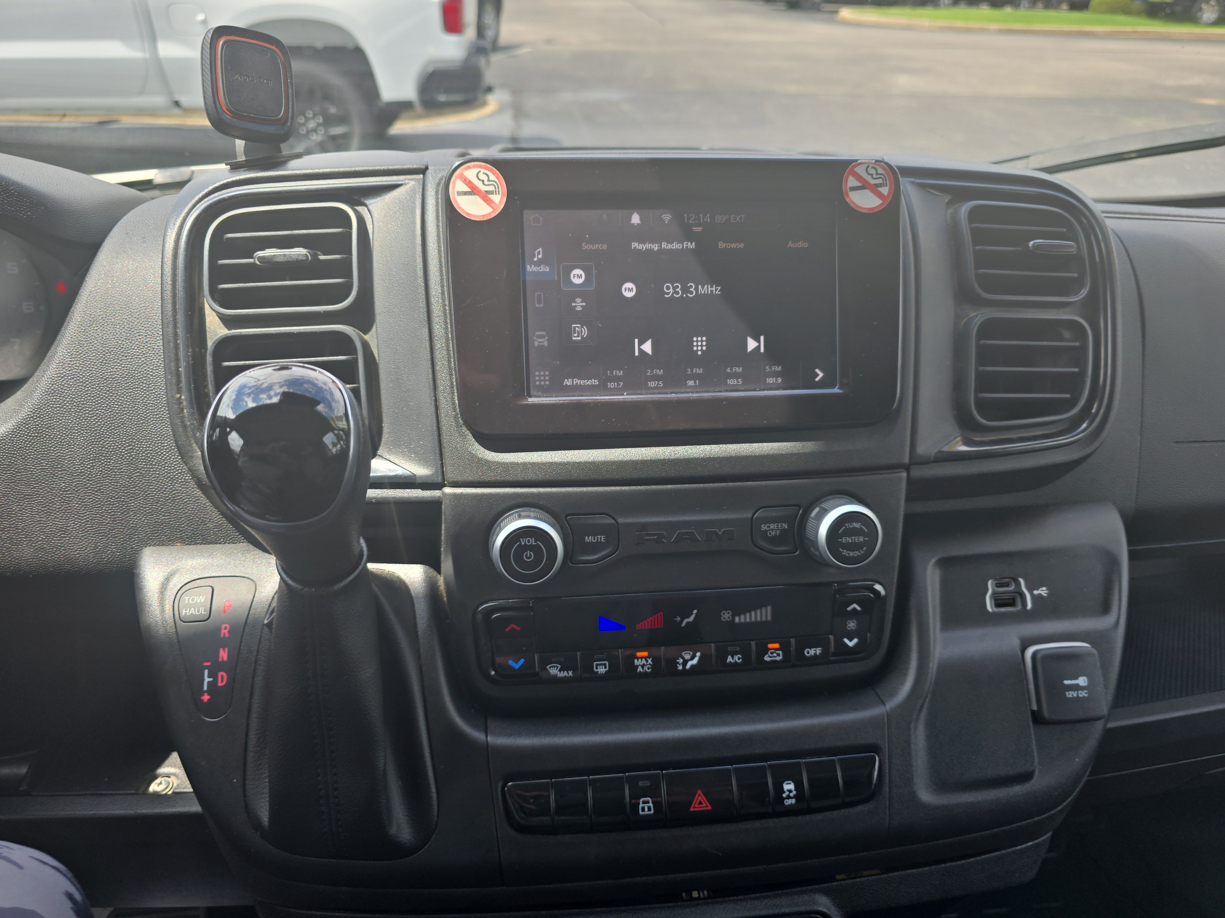 Used 2025 RAM ProMaster 2500 w/ Convenience Group FWD image 16