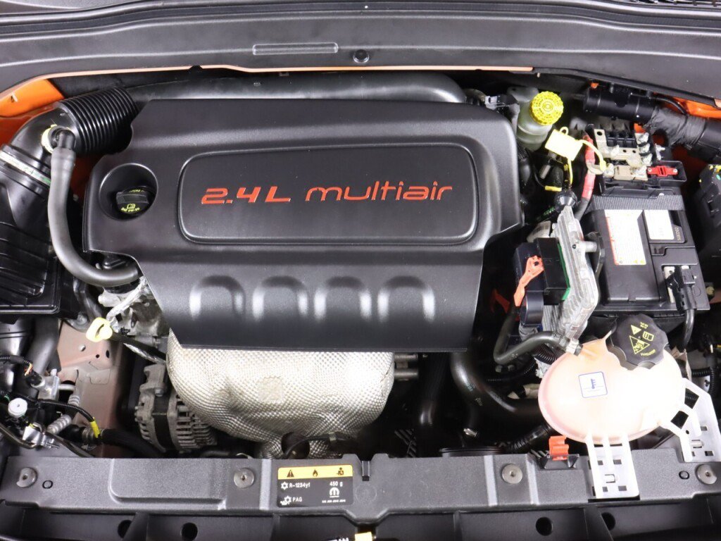 Used 2019 Jeep Renegade Altitude w/ Quick Order Package 2XM FWD image 39