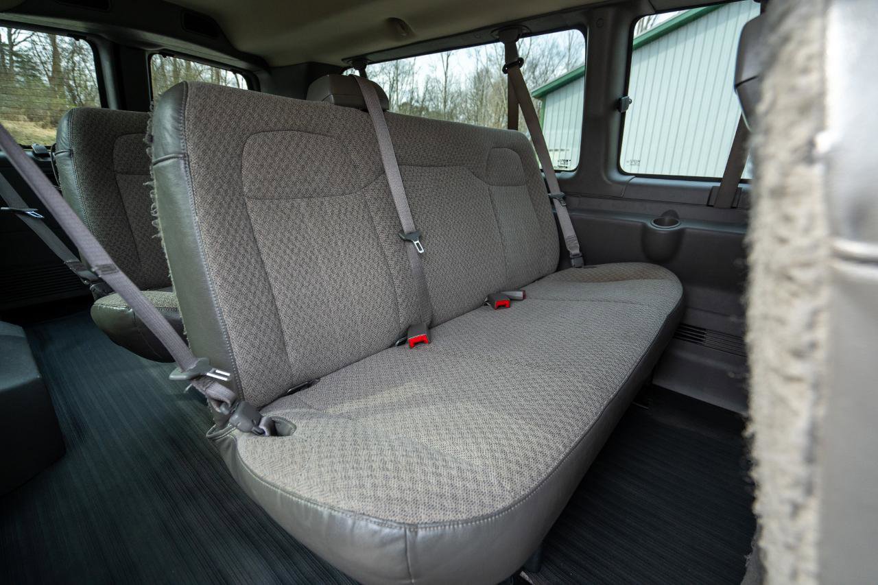 Used 2014 Chevrolet Express 3500 LS image 18