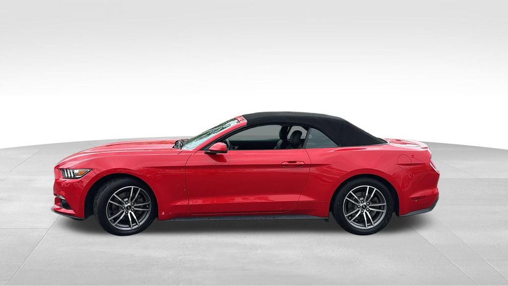 Used 2015 Ford Mustang Premium RWD image 4