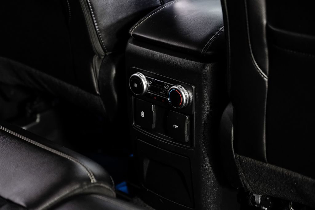 Used 2024 Ford Explorer Limited image 40