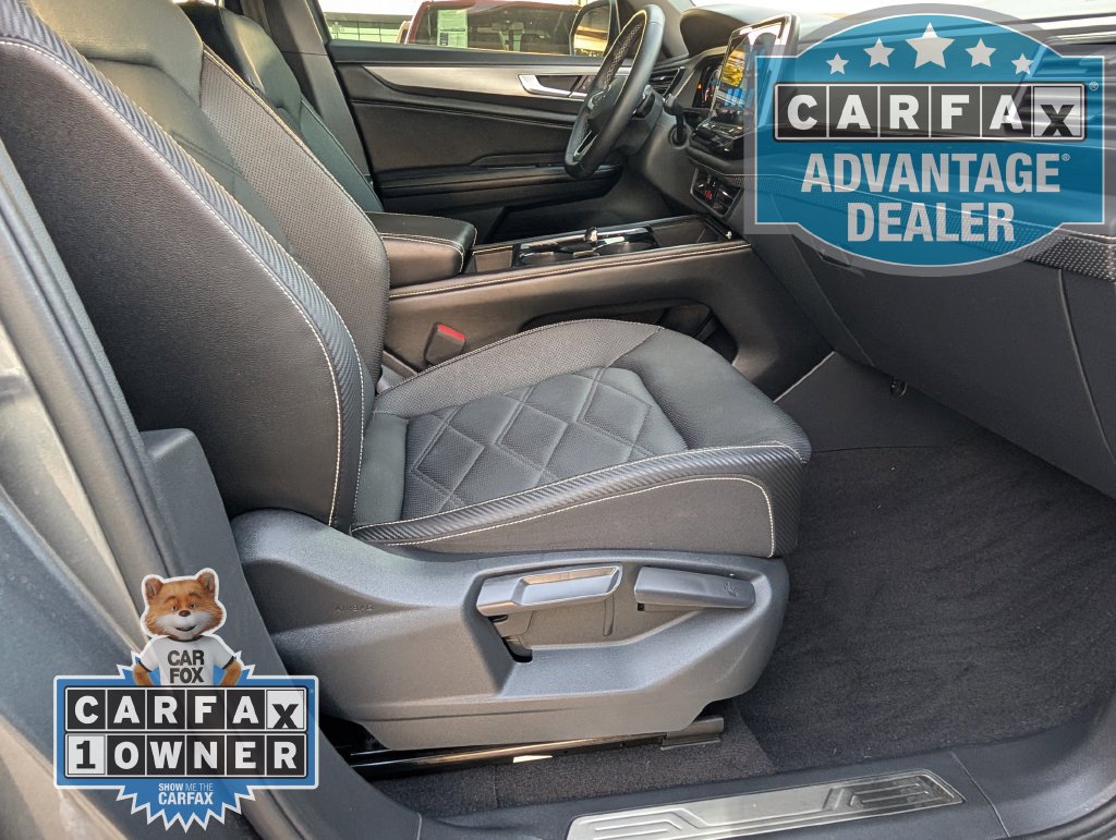 Used 2024 Volkswagen Atlas Cross Sport SE w/ Panoramic Sunroof Package FWD image 23