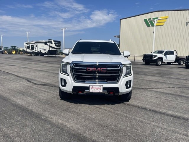 Used 2023 GMC Yukon AT4 w/ AT4 Premium Plus Package image 2