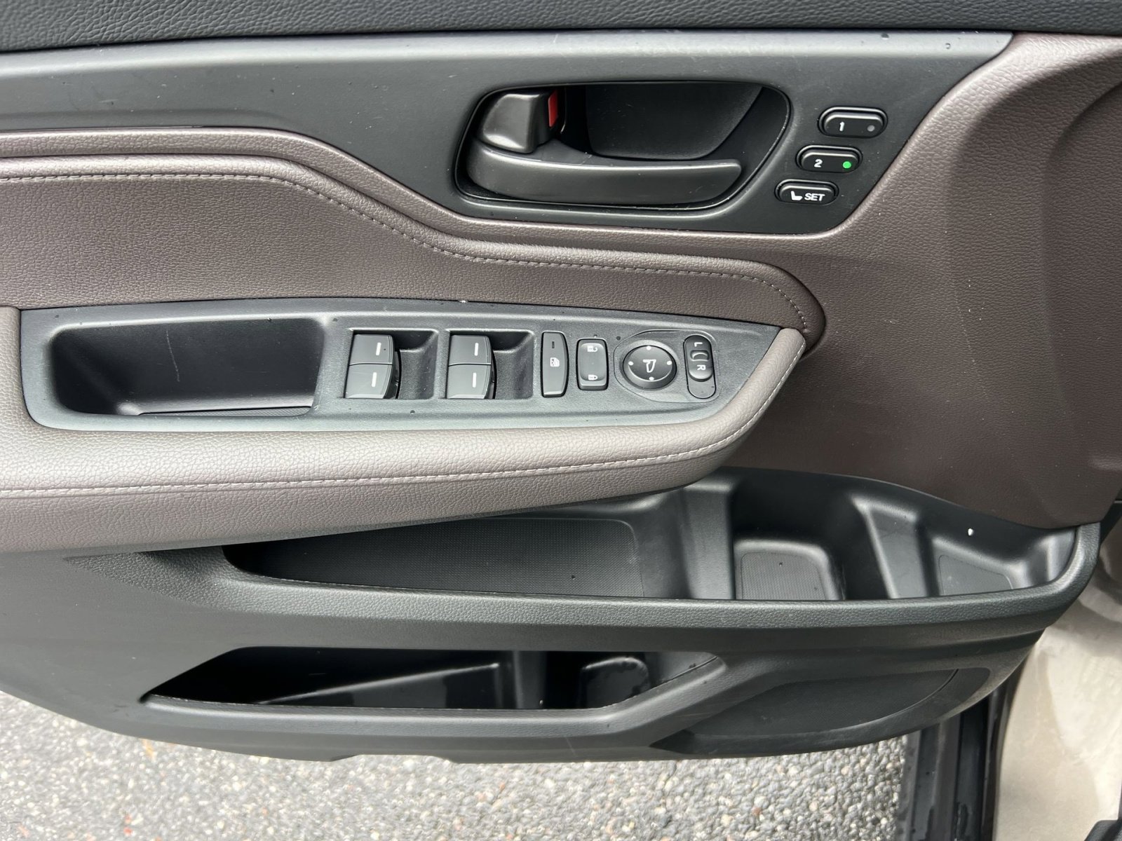 Used 2023 Honda Odyssey EX-L image 12