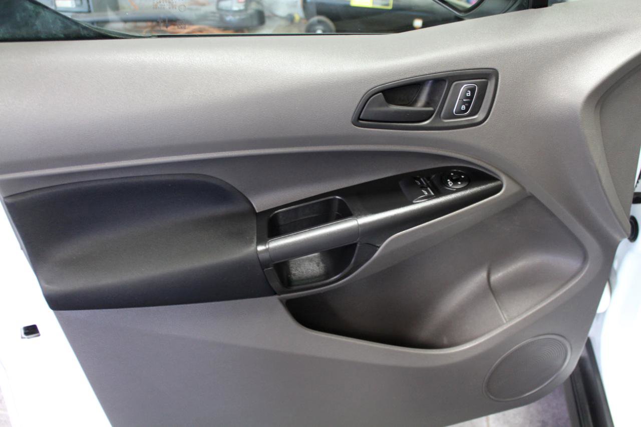 Used 2022 Ford Transit Connect XL image 17