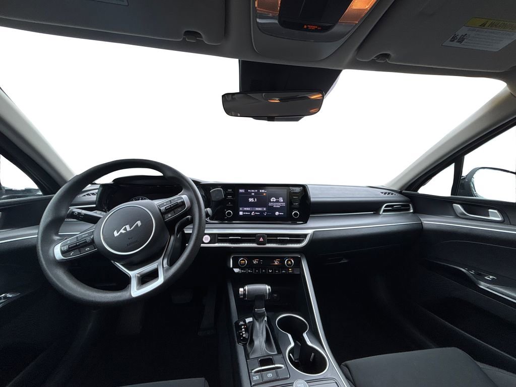 Used 2022 Kia K5 LXS image 17