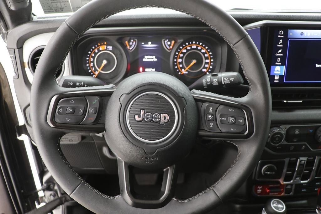 Used 2025 Jeep Wrangler Unlimited Sport AWD/4WD image 19