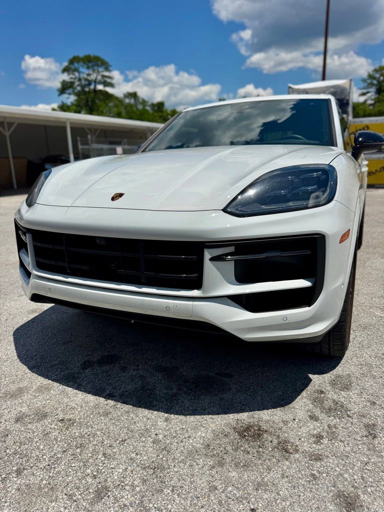 Used 2026 Porsche Cayenne S AWD/4WD image 11