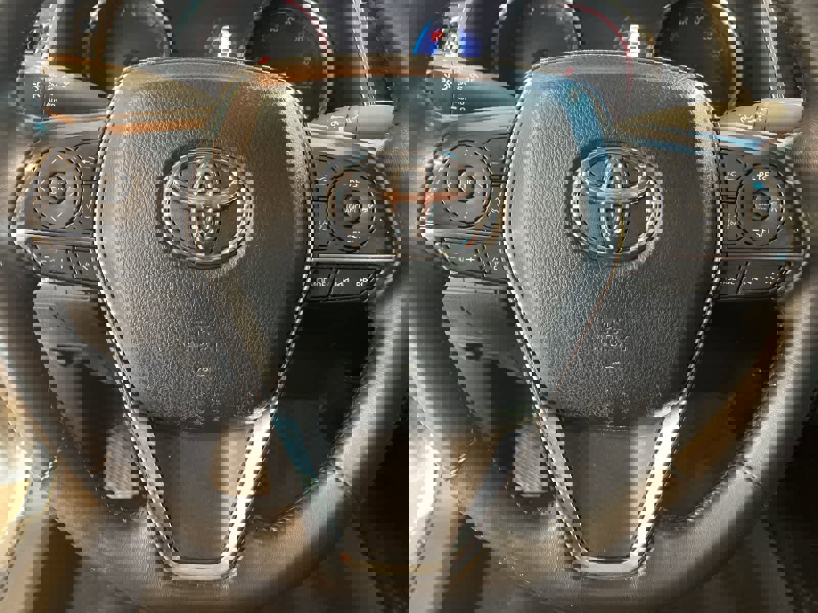 Used 2018 Toyota Camry image 16