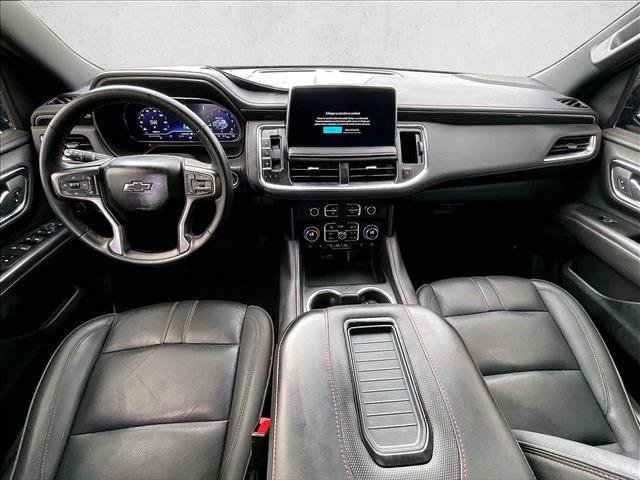 Used 2024 Chevrolet Suburban RST w/ Luxury Package RWD image 15