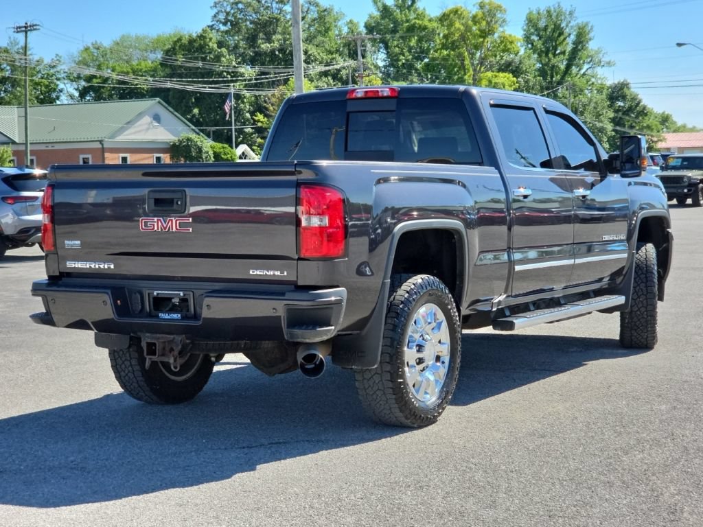 Used 2016 GMC Sierra 2500 Denali w/ Duramax Plus Package AWD/4WD image 7