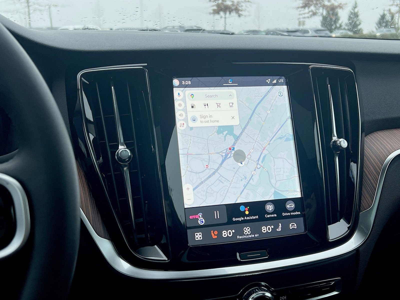 New 2026 Volvo V60 B5 Cross Country Plus w/ Protection Package Premier image 20