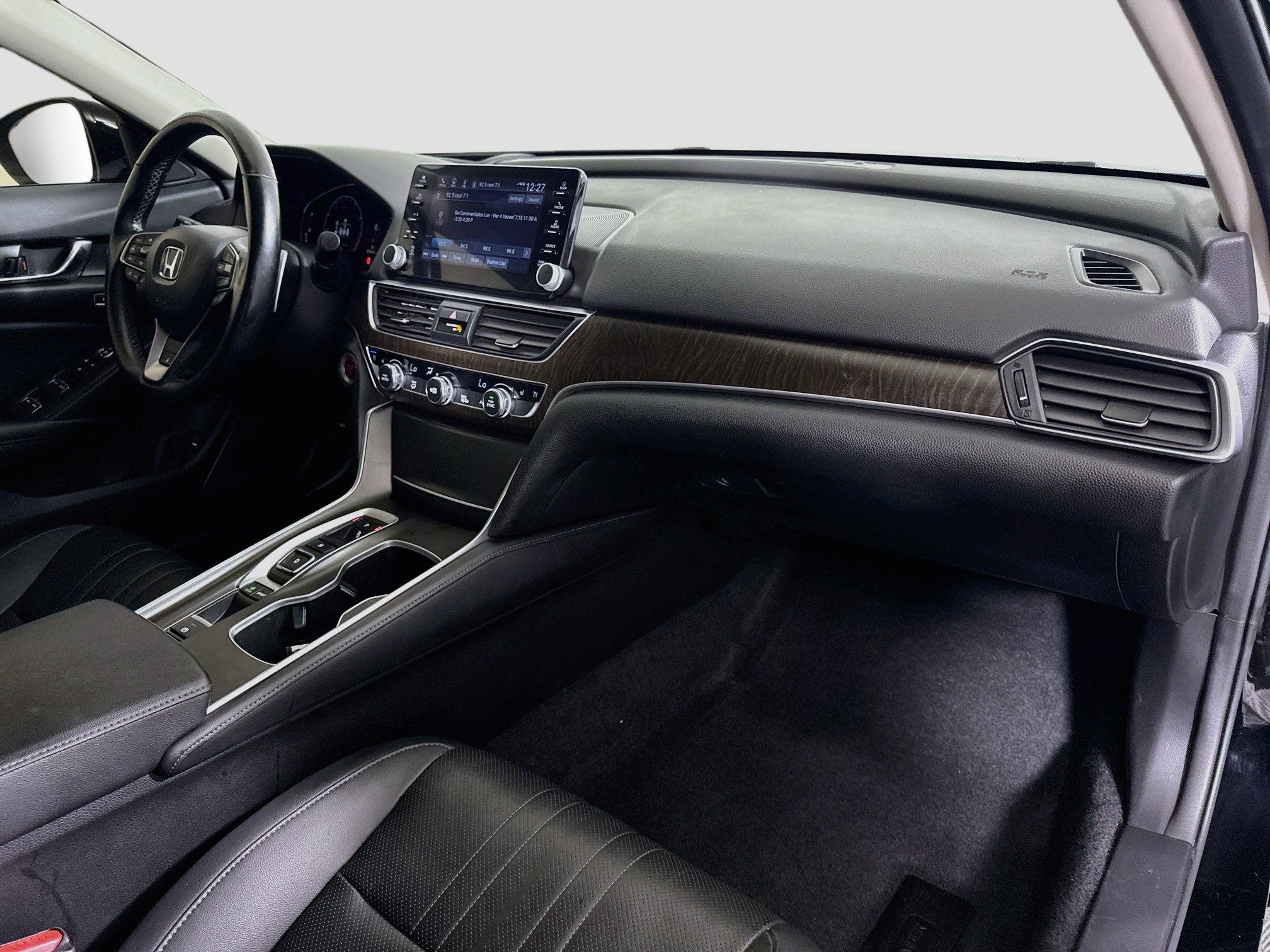 Used 2022 Honda Accord Touring image 30
