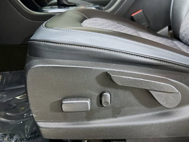 Used 2017 Chevrolet Colorado Z71 image 21