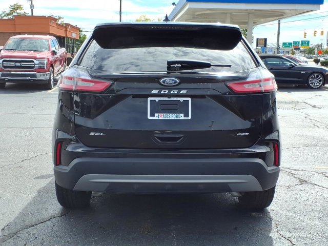 Used 2023 Ford Edge SEL w/ Convenience Package AWD/4WD image 7