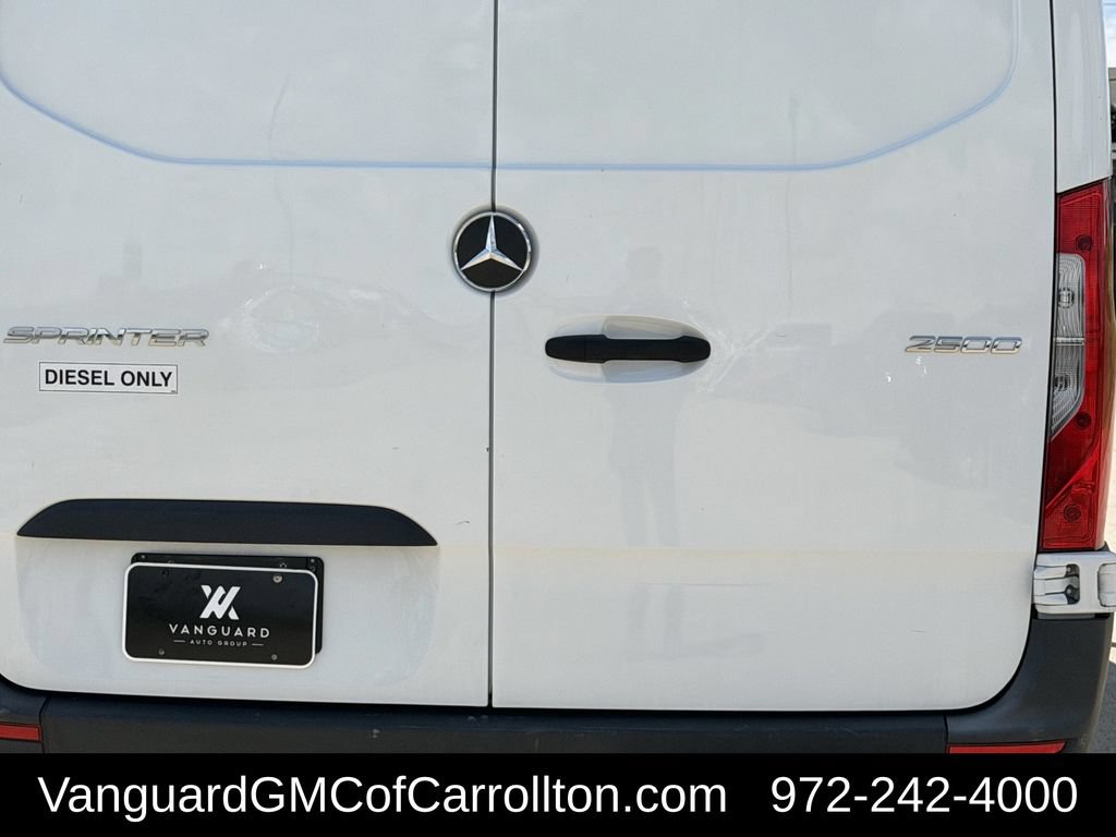 Used 2025 Mercedes-Benz Sprinter 2500 image 8