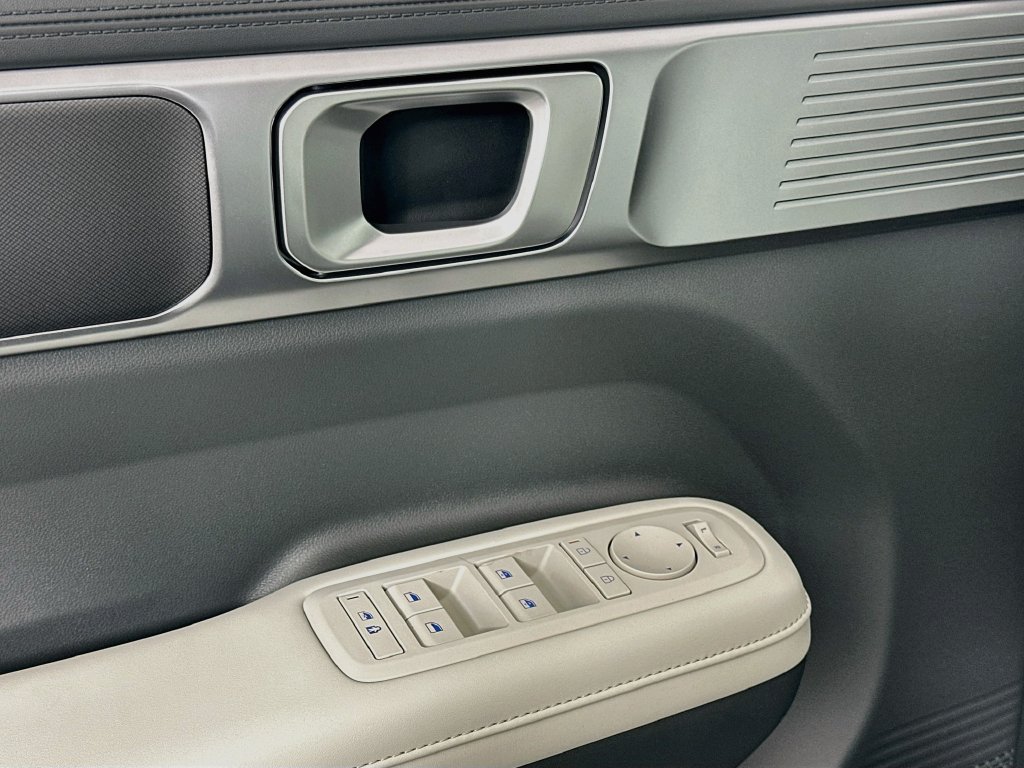 New 2027 Hyundai Santa Fe SEL FWD image 18