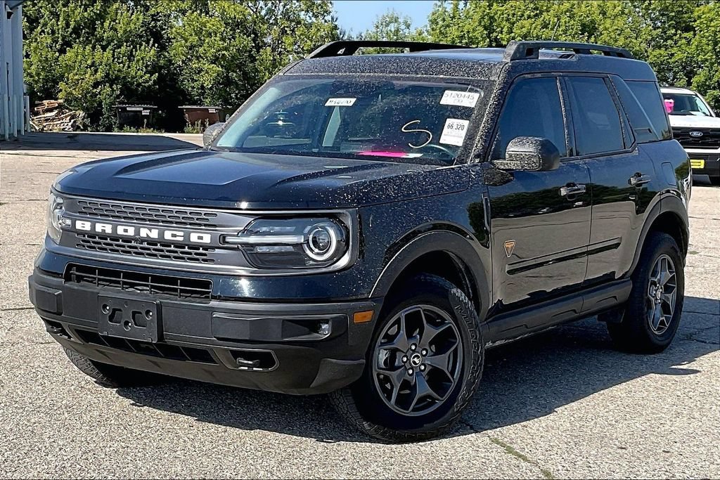 Certified 2023 Ford Bronco Sport Badlands w/ Premium Package AWD/4WD image 2