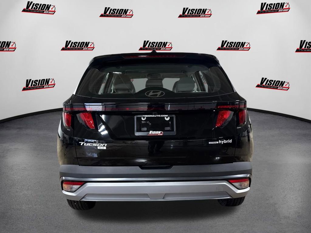 New 2026 Hyundai Tucson Blue SE image 6