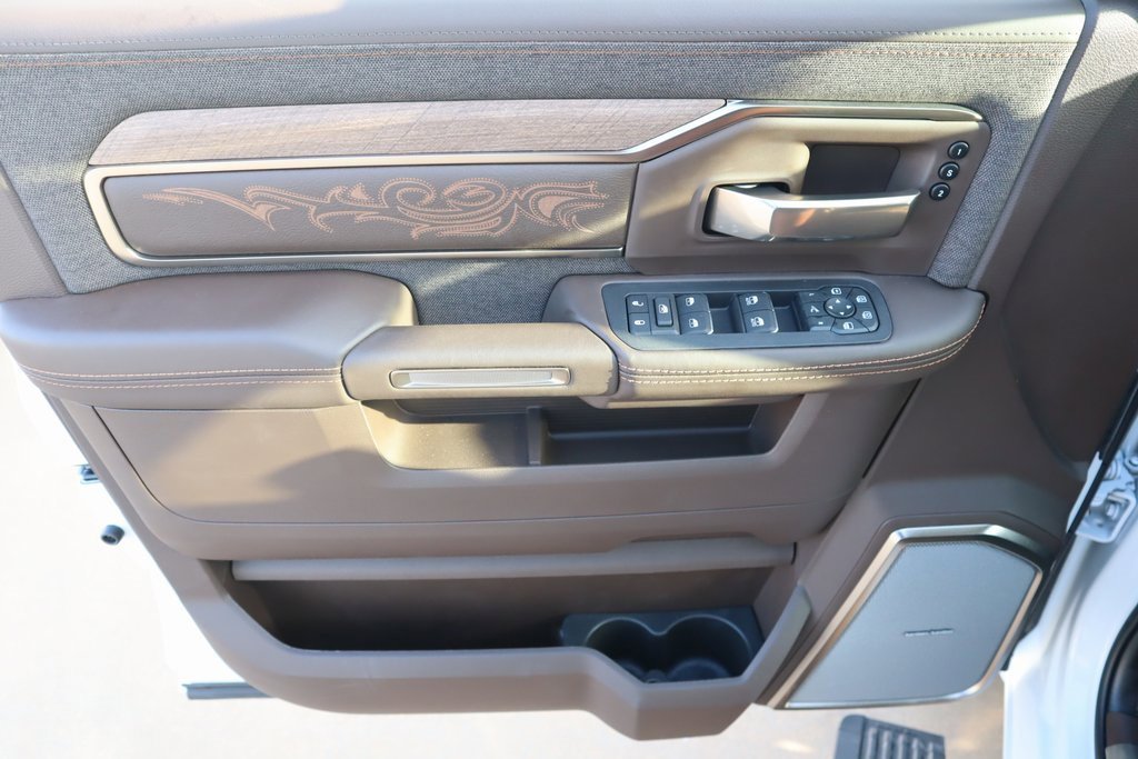 New 2026 RAM 2500 Limited image 17