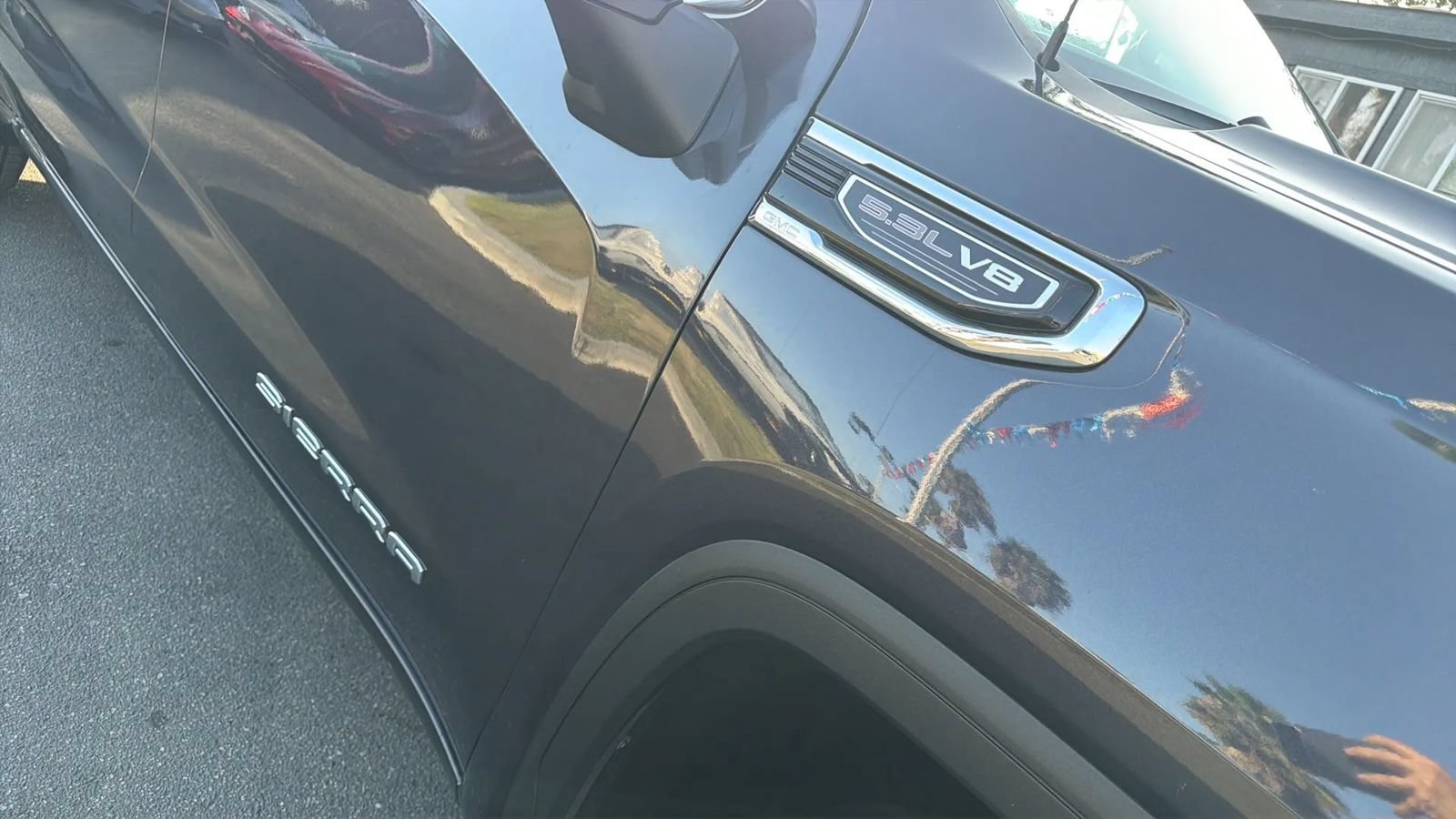 Used 2025 GMC Sierra 1500 SLT RWD image 13