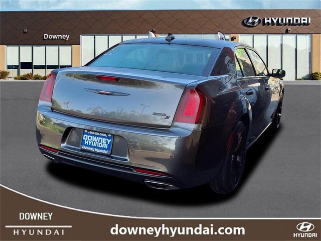 Used 2023 Chrysler 300 S image 6
