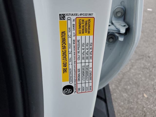 Used 2023 GMC Sierra 1500 AT4 w/ AT4 Premium Package image 32