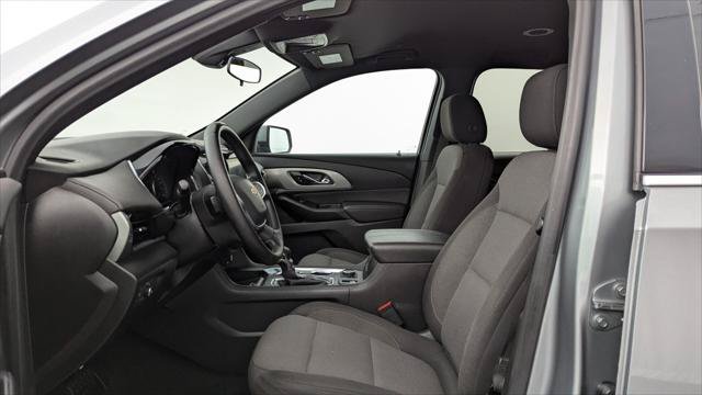 Used 2023 Chevrolet Traverse LT FWD image 14