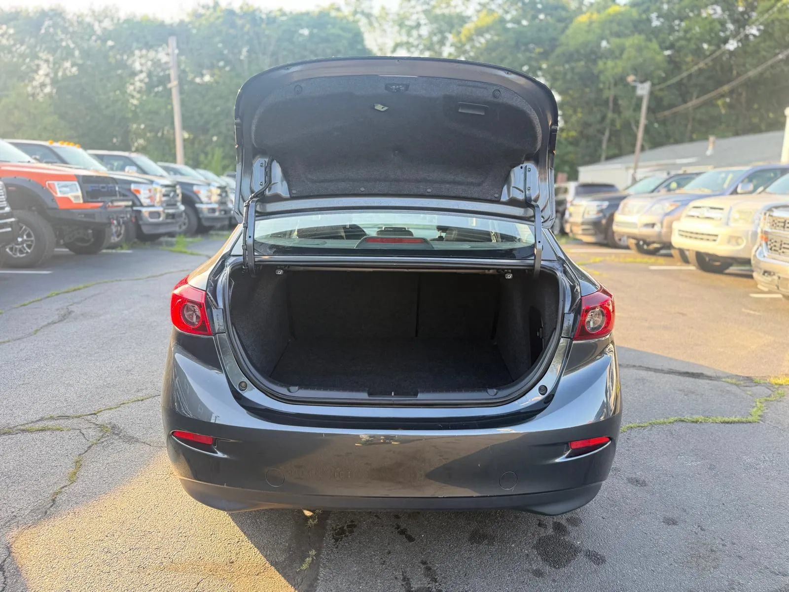 Used 2014 MAZDA MAZDA3 i Grand Touring FWD image 24