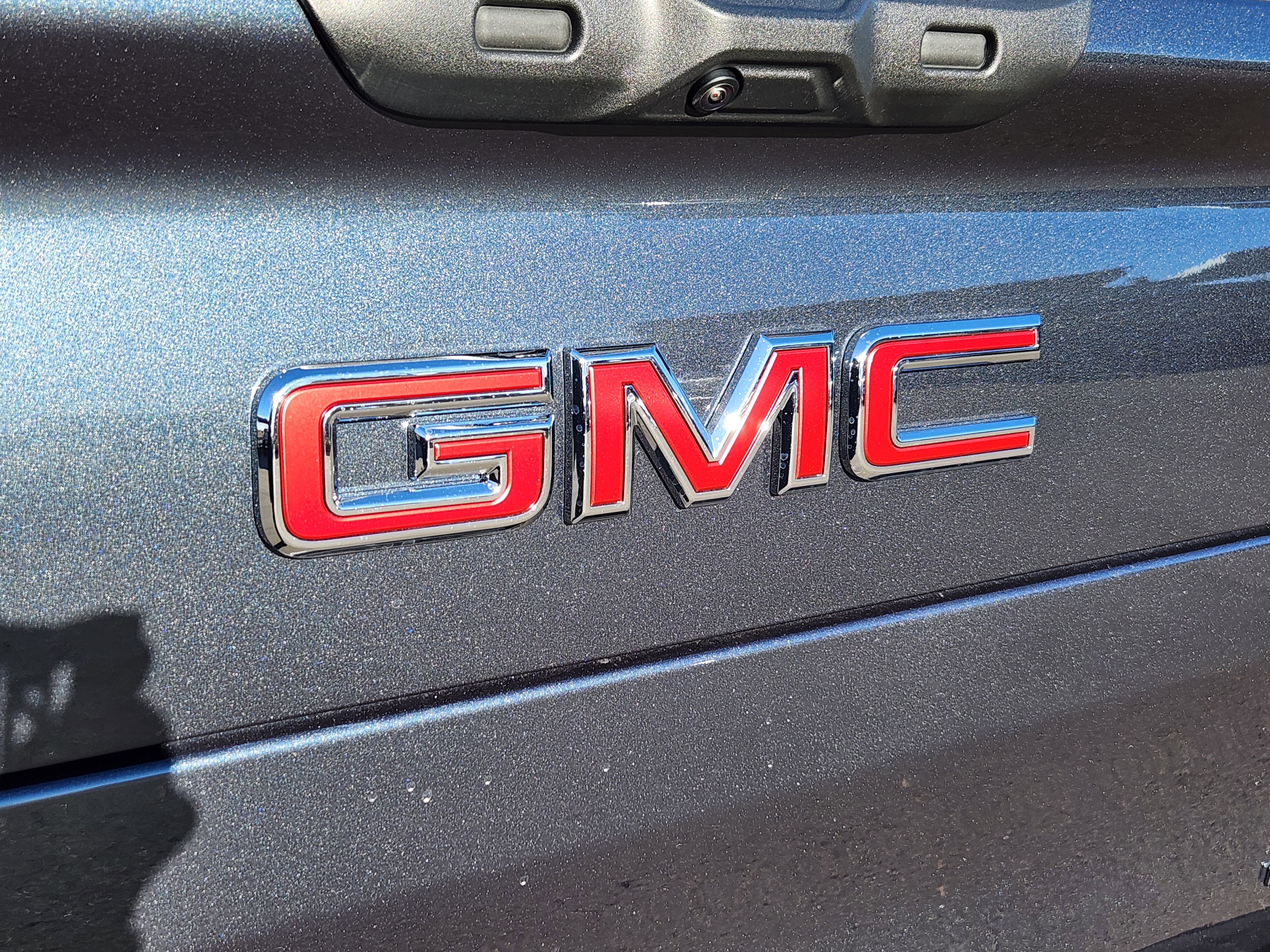 New 2026 GMC Sierra EV Elevation image 15