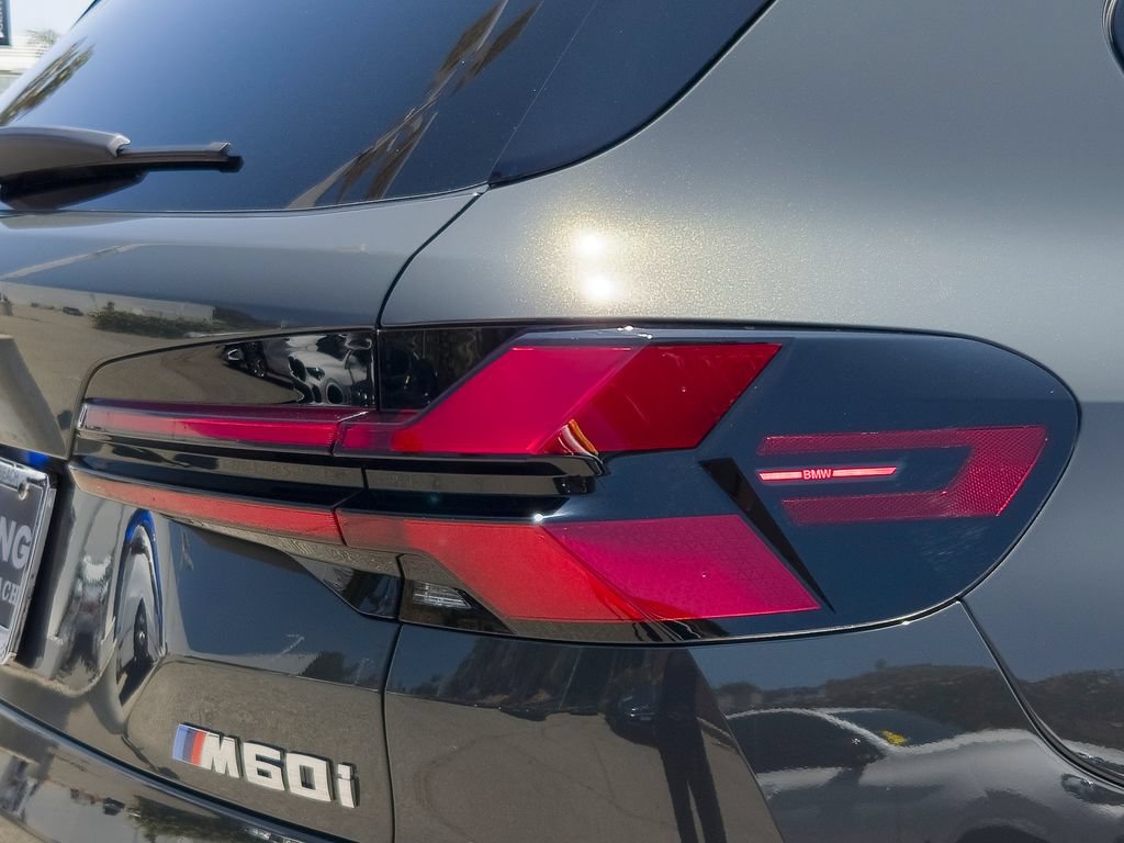 New 2026 BMW X5 M60i AWD/4WD image 5