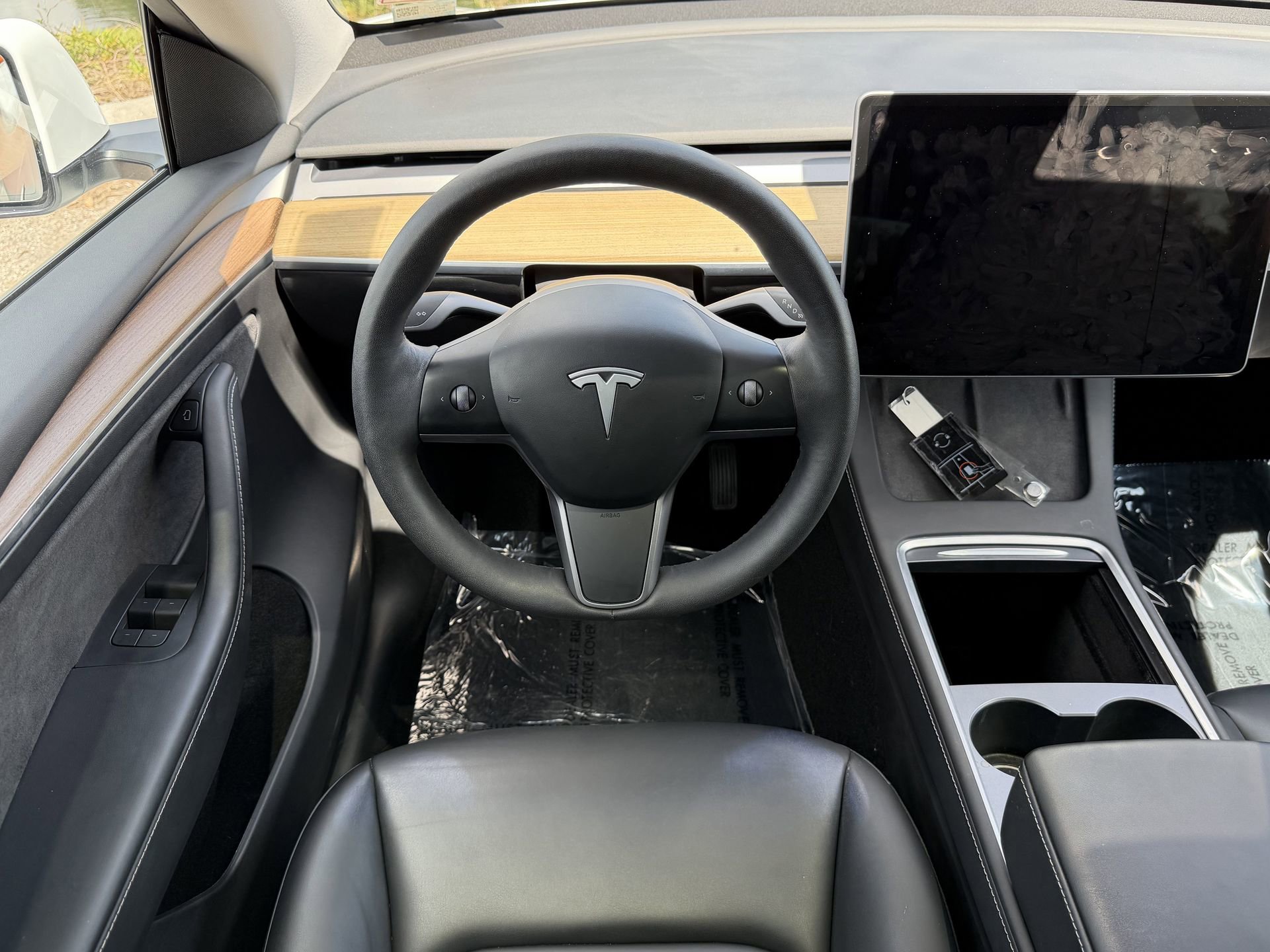 Used 2023 Tesla Model Y Long Range AWD/4WD image 14