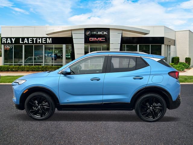 Used 2026 Buick Encore GX Sport Touring w/ Advanced Technology Package FWD image 2