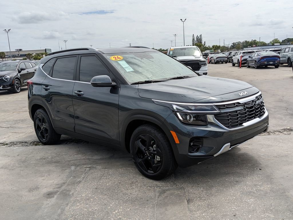 Certified 2026 Kia Seltos EX w/ EX Sunroof Package FWD image 2