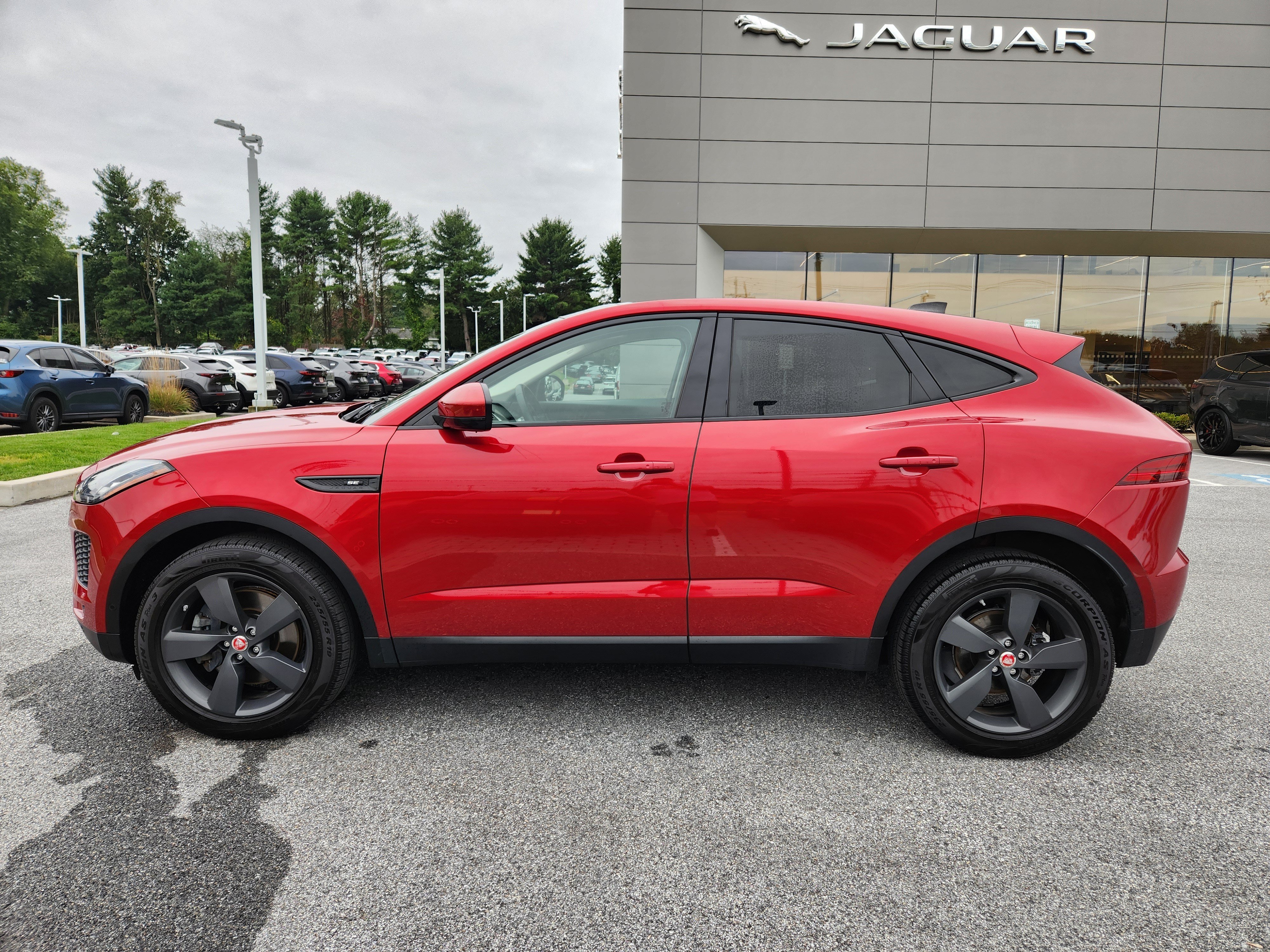Used 2020 Jaguar E-PACE SE AWD/4WD image 5