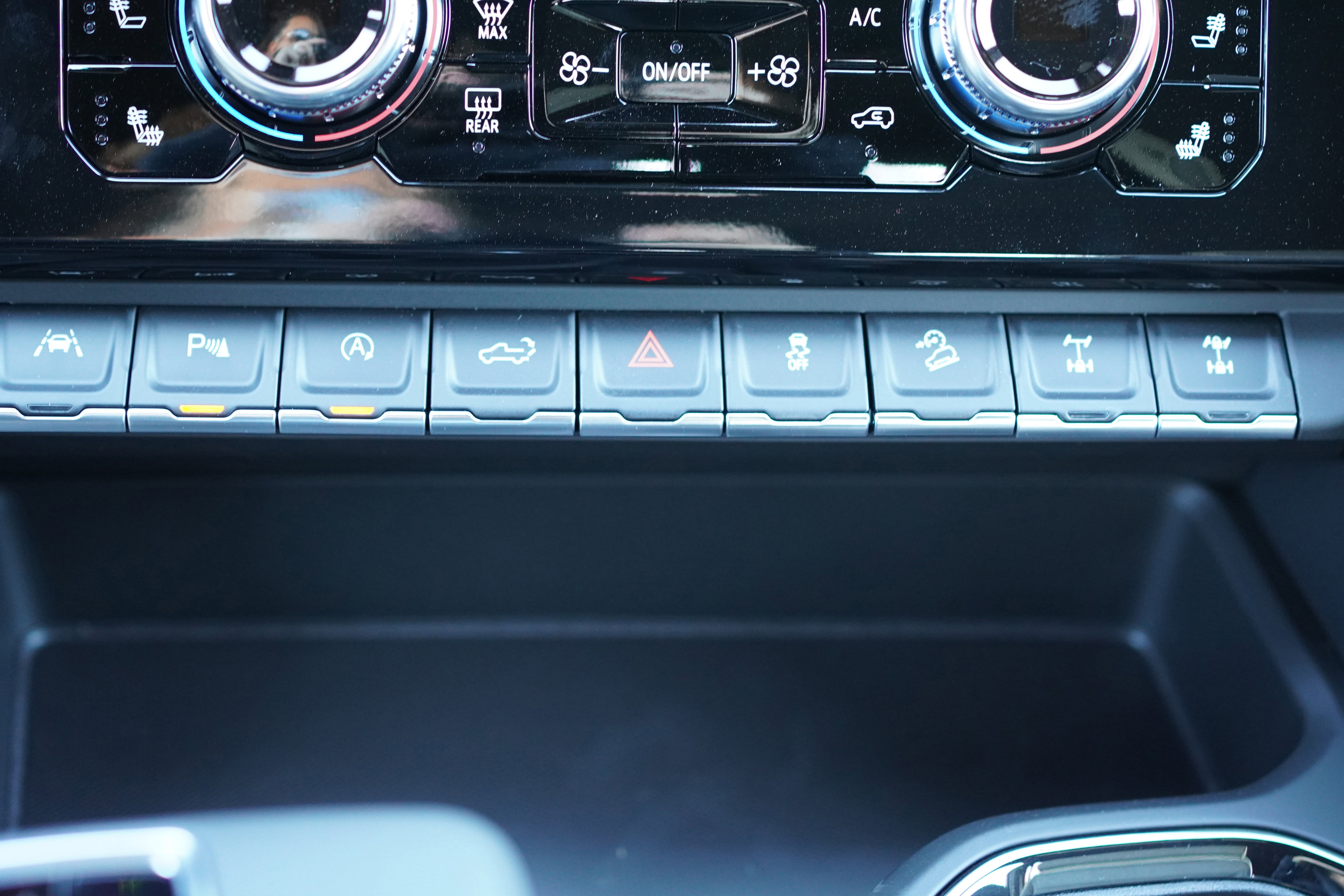 New 2026 GMC Sierra 1500 AT4X image 41